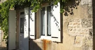 Le Bois de l'église "The Cottage"