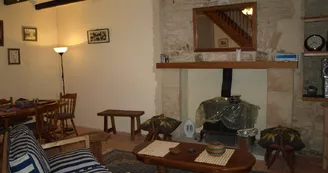 Le Bois de l'église "The House"