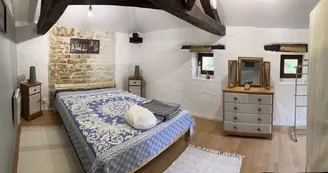 Le Bois de l'église "The House"