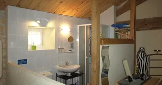 Le Bois de l'église "The Stables"