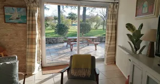 Les Champs de l'Oume "L'oumé Lodge"