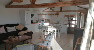 Les Champs de l'Oume "L'oumé Lodge"