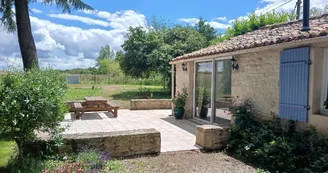 Les Champs de l'Oume "L'oumé Lodge"